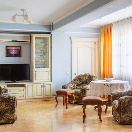 Downtown Big Apartment Tashkent Exterior foto